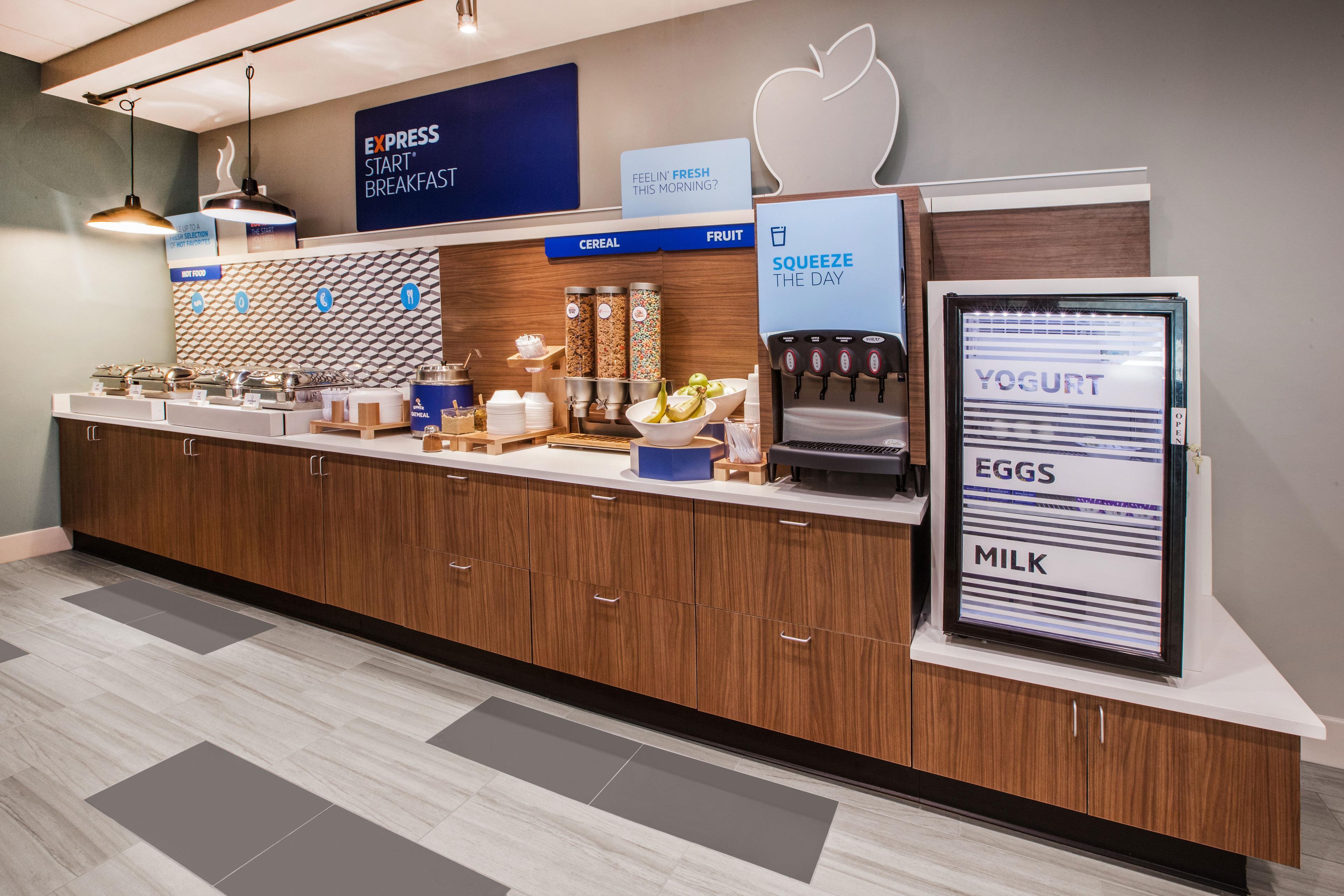 Holiday Inn Express & Suites Madison By Ihg Eksteriør bilde