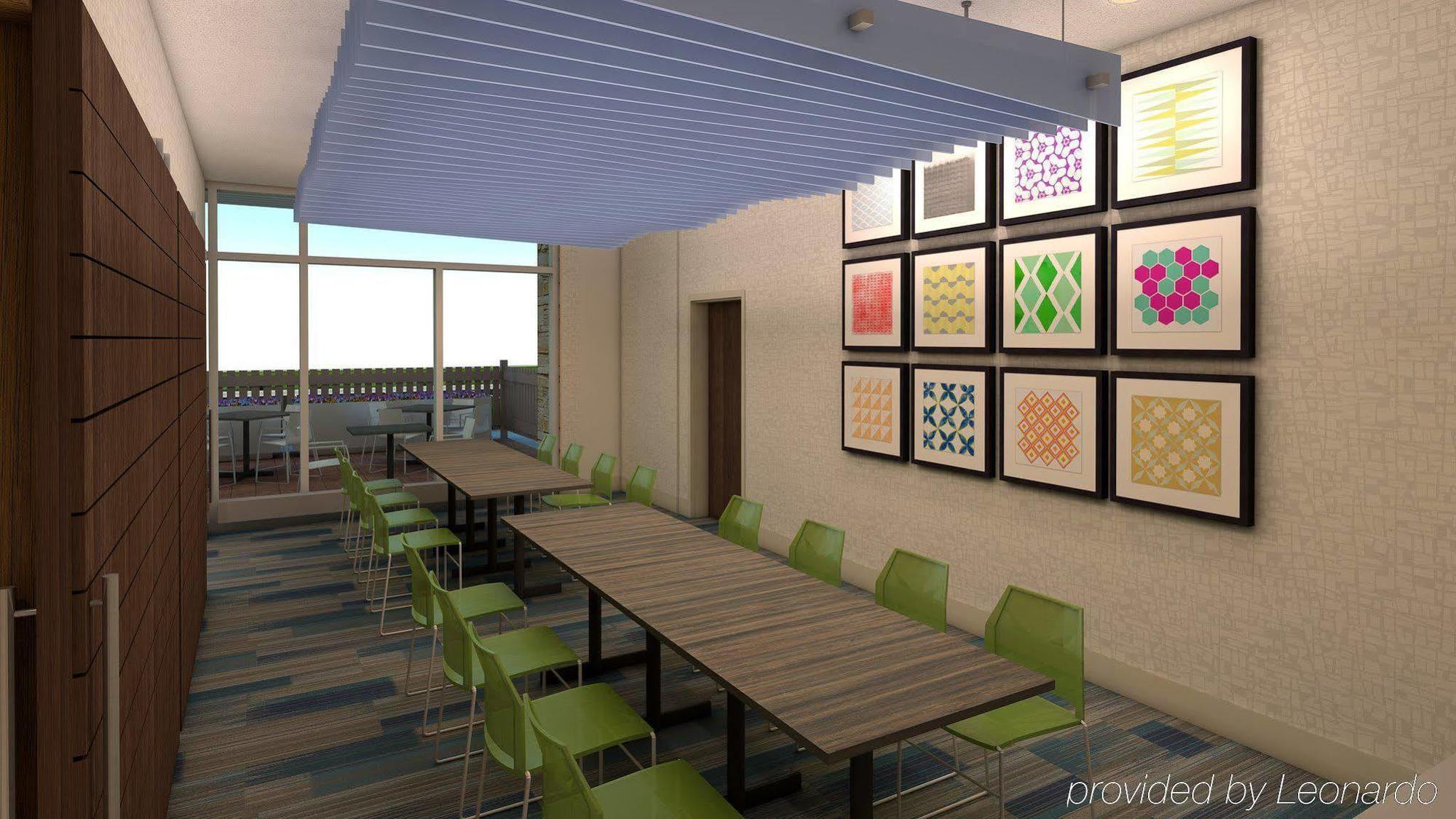 Holiday Inn Express & Suites Madison By Ihg Eksteriør bilde